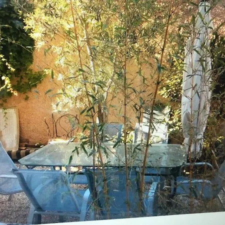 300 M De La Avec Jardin 100m2 דירה סן-סיר-סור-מר